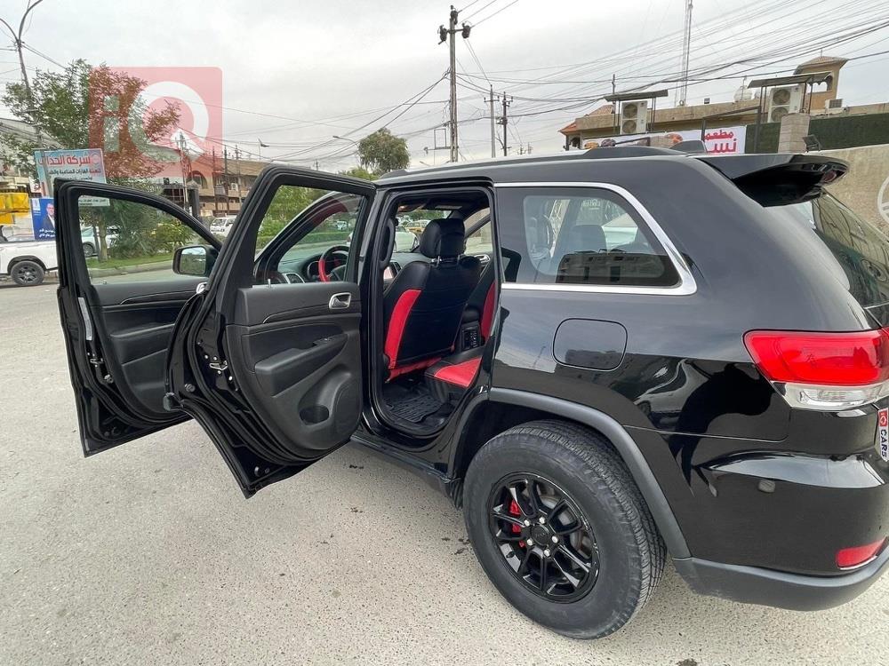 جيب جراند شيروكي